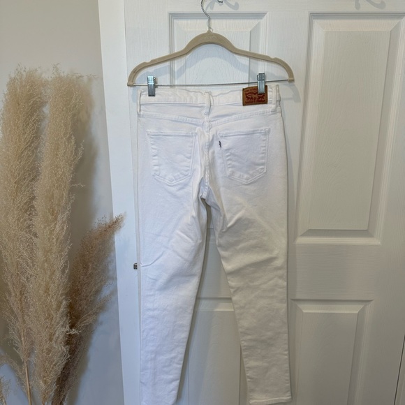 White Levi’s skinny jeans - Picture 4 of 4